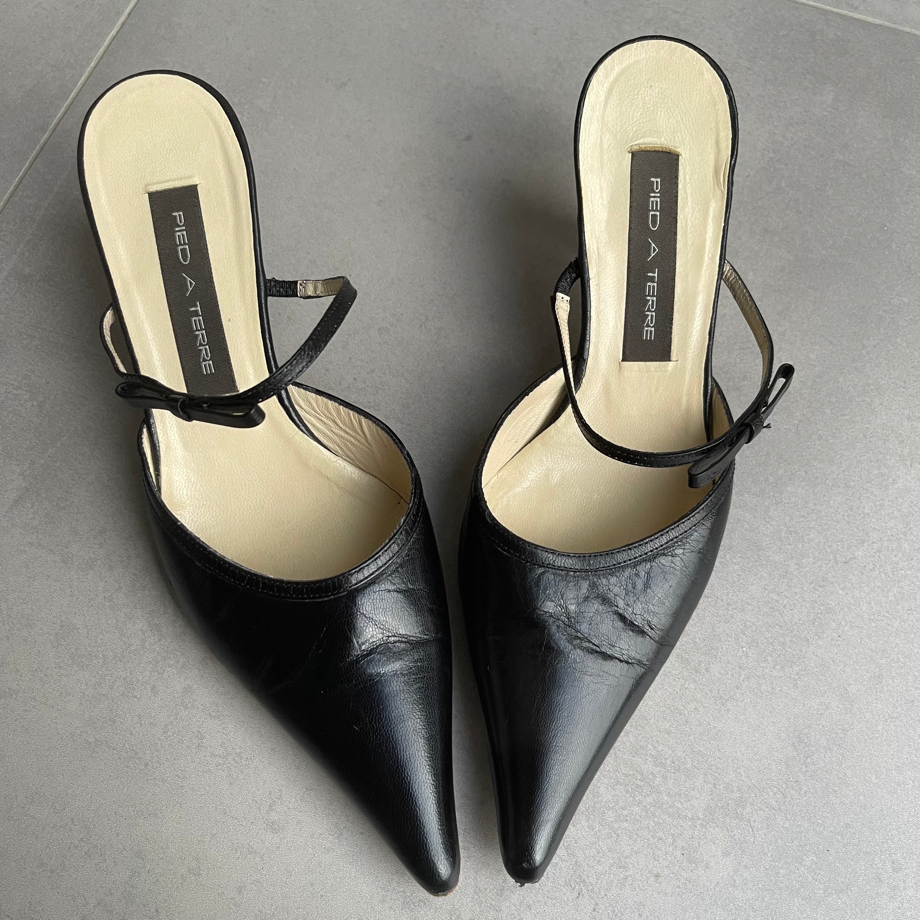 Vintage Pied A Terre Kitten Heels