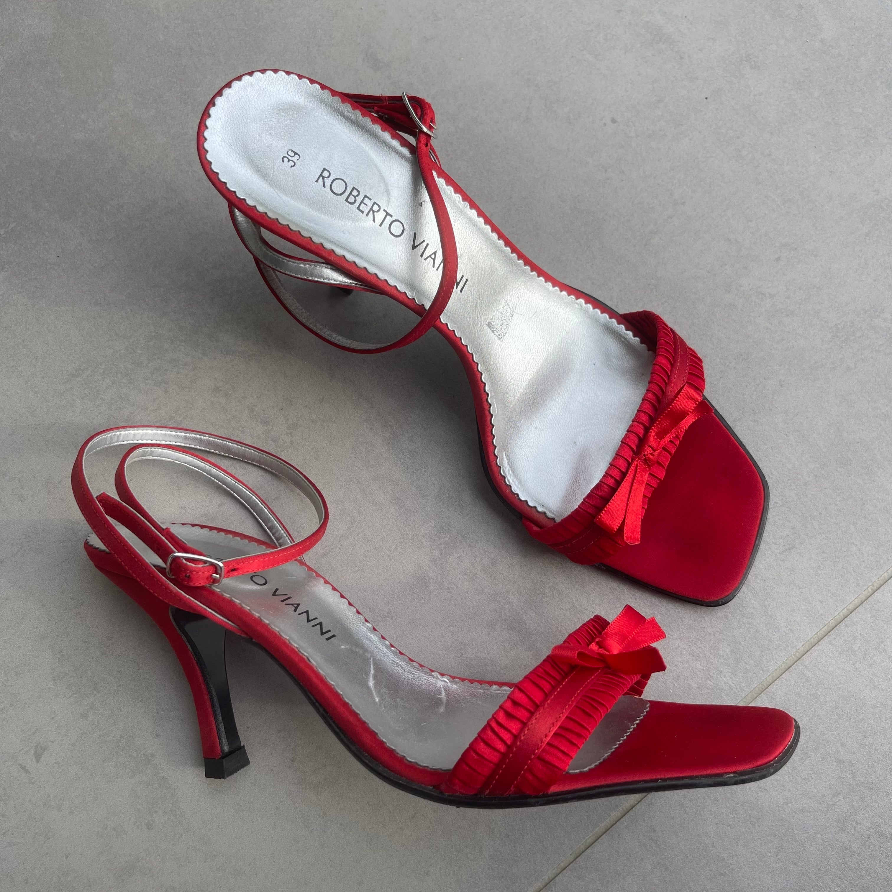 Vintage Roberto Vianni Kitten Heels